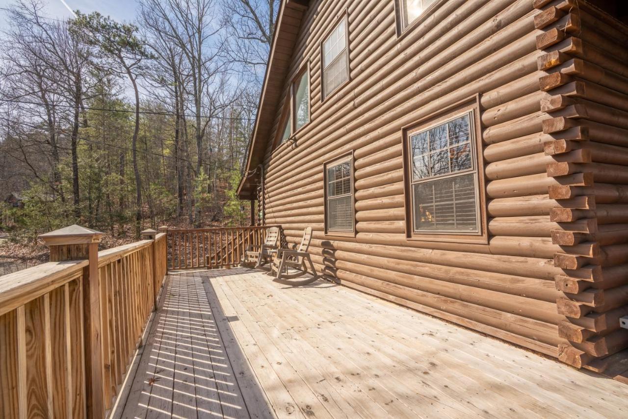 Comfort Cabin Bearway To Heaven W Private Hot Tub Pigeon Forge Εξωτερικό φωτογραφία