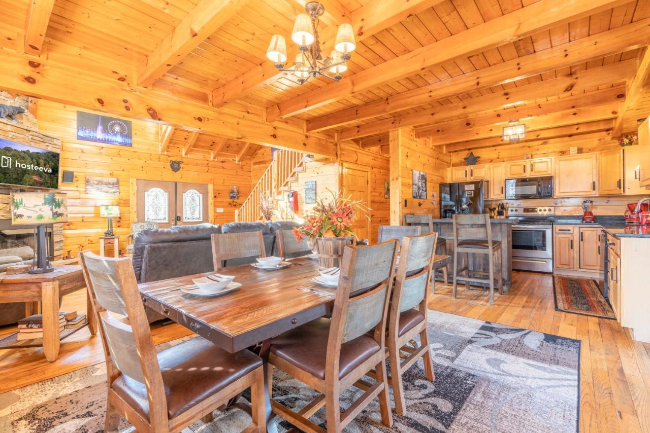 Comfort Cabin Bearway To Heaven W Private Hot Tub Pigeon Forge Εξωτερικό φωτογραφία