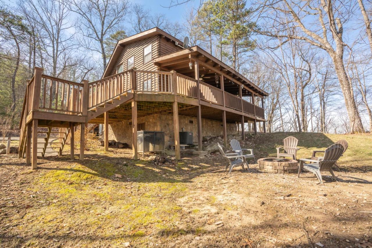 Comfort Cabin Bearway To Heaven W Private Hot Tub Pigeon Forge Εξωτερικό φωτογραφία