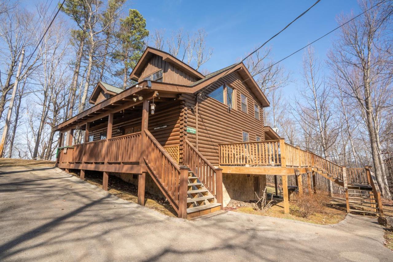 Comfort Cabin Bearway To Heaven W Private Hot Tub Pigeon Forge Εξωτερικό φωτογραφία