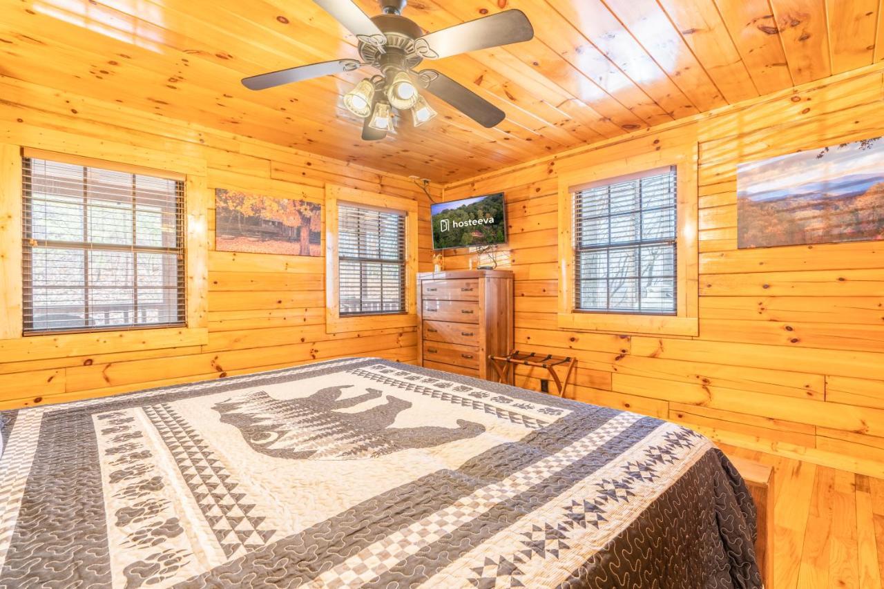 Comfort Cabin Bearway To Heaven W Private Hot Tub Pigeon Forge Εξωτερικό φωτογραφία